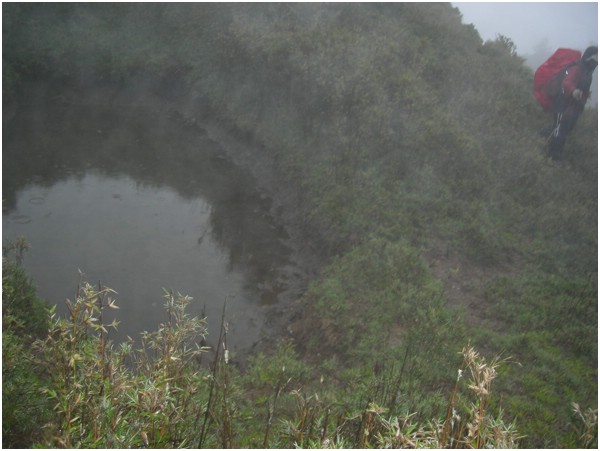 2008-7-7 下午 03-26-00---本鄉山鞍部水池.jpg